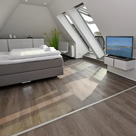 Insel Feeling Penthouse Apartment Busum